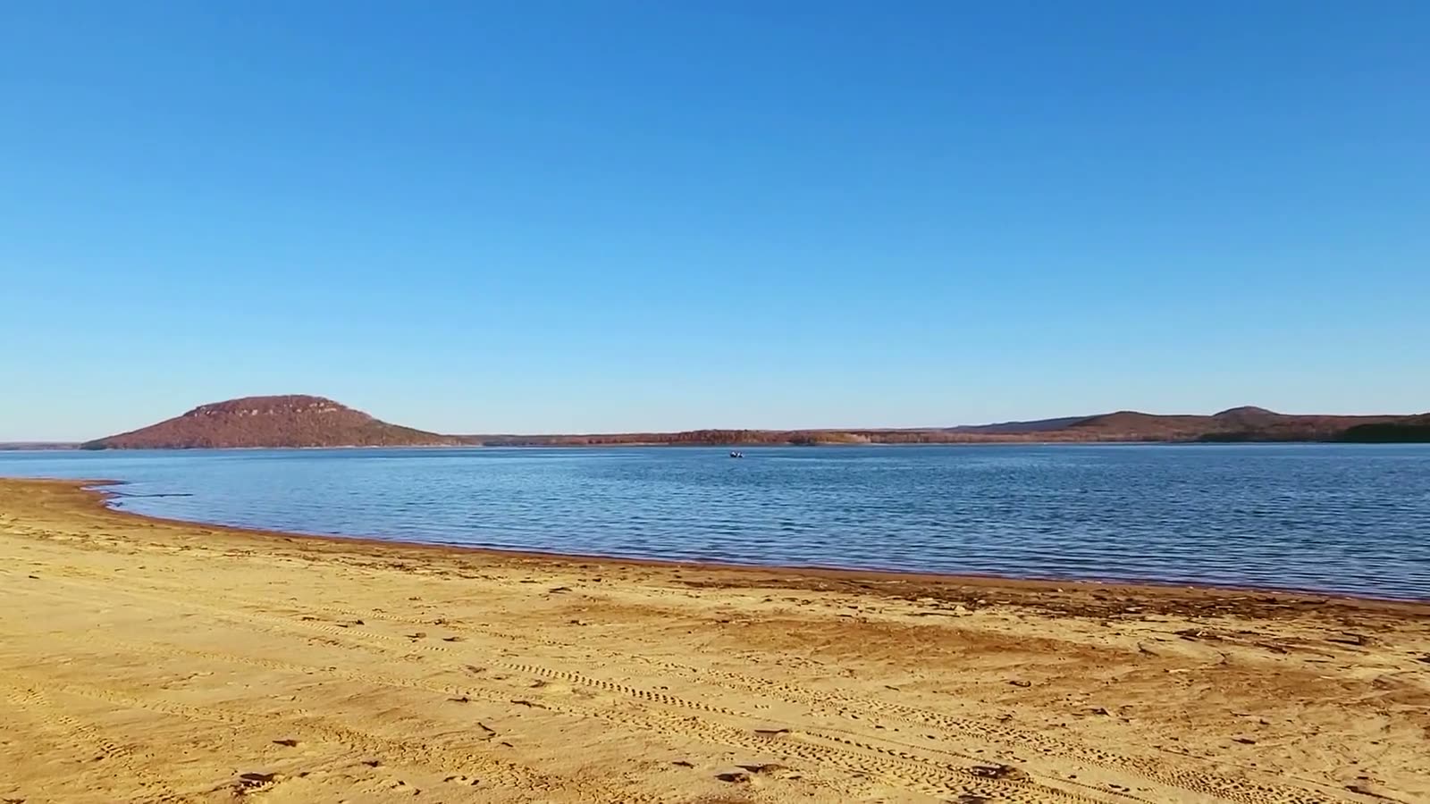 Greers Ferry Lake drone flyover along the Bay Shore Estates shoreline